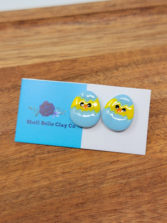Blue hatching chick egg studs