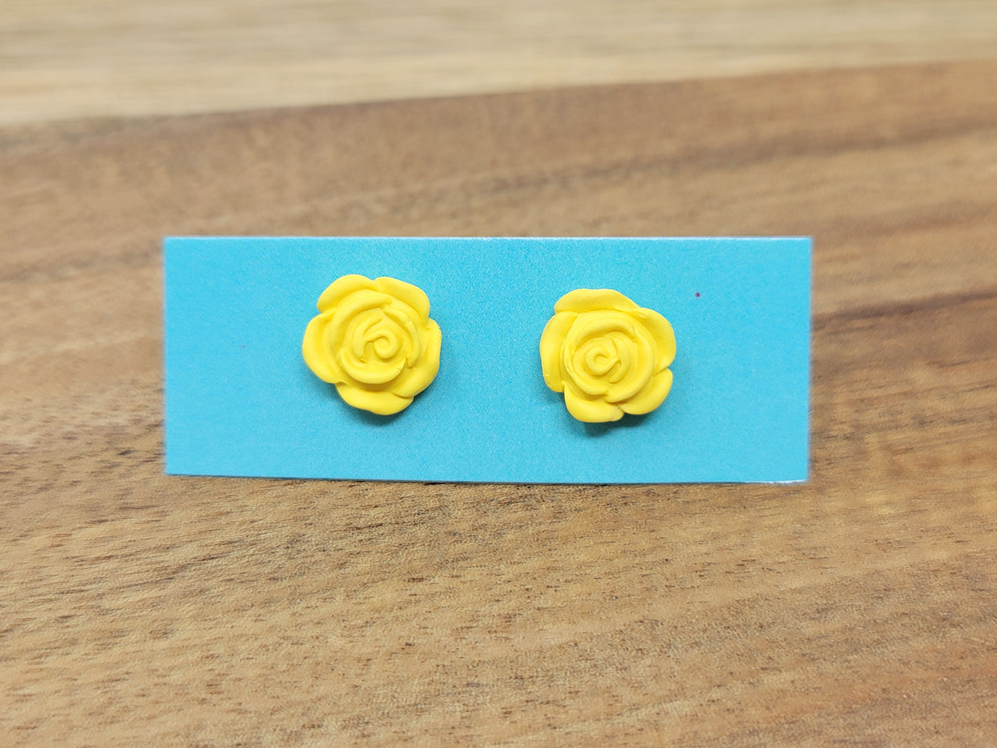 Yellow rose studs
