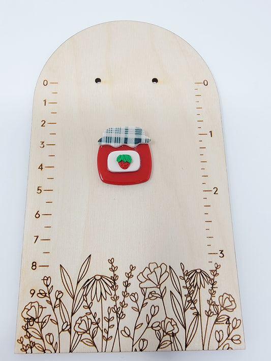 Strawberry jam magnet