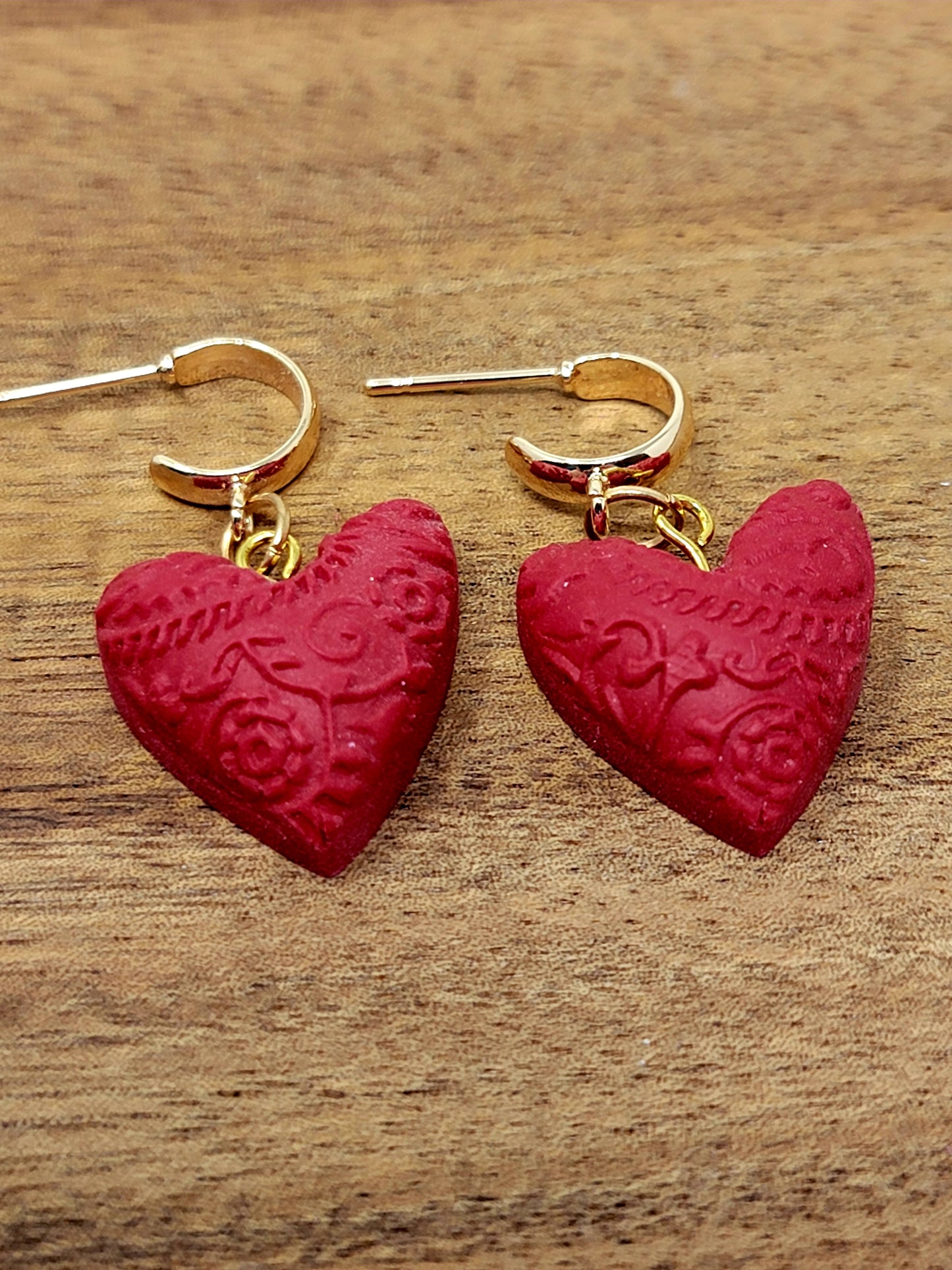 Red 3D heart dangles
