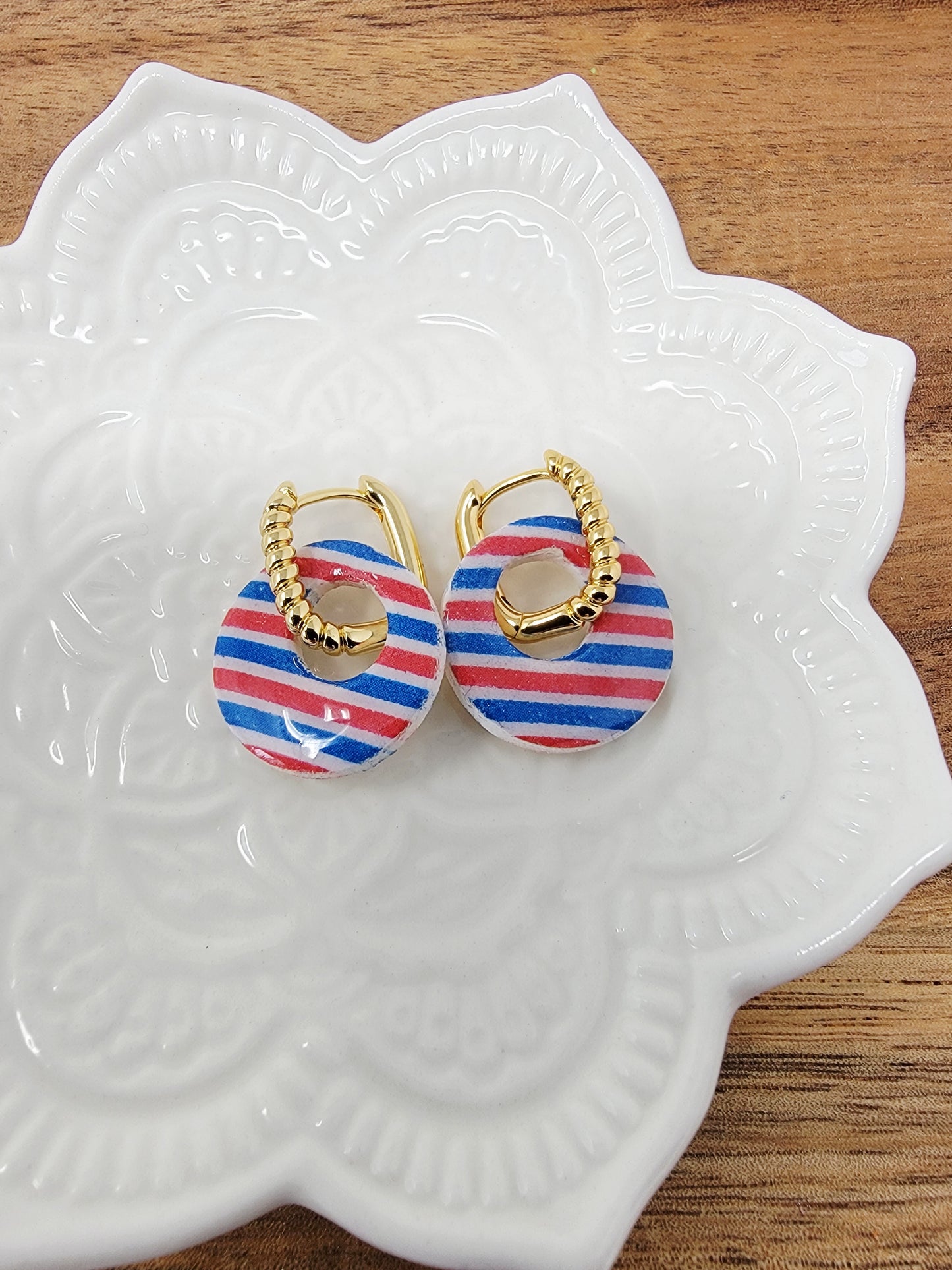 Striped chunky hoops