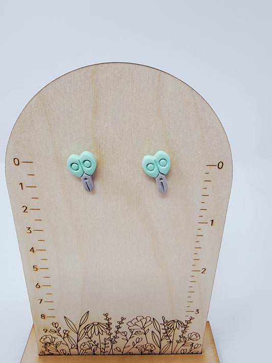 Mint scissor studs
