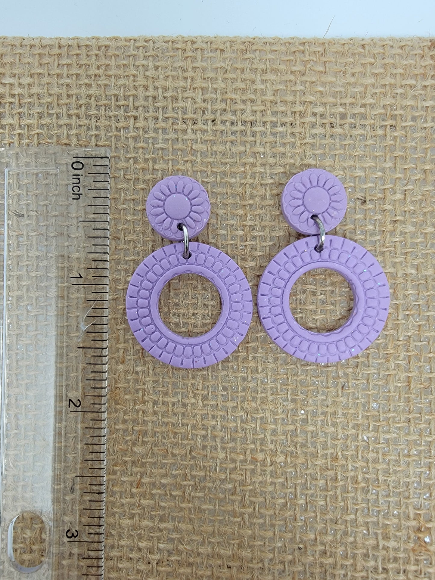 Light purple textured dangles