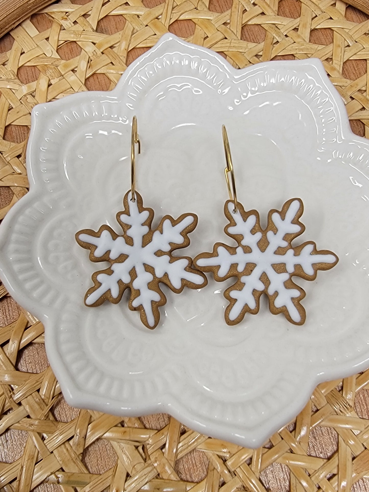 Frosted gingerbread snowflake hoops