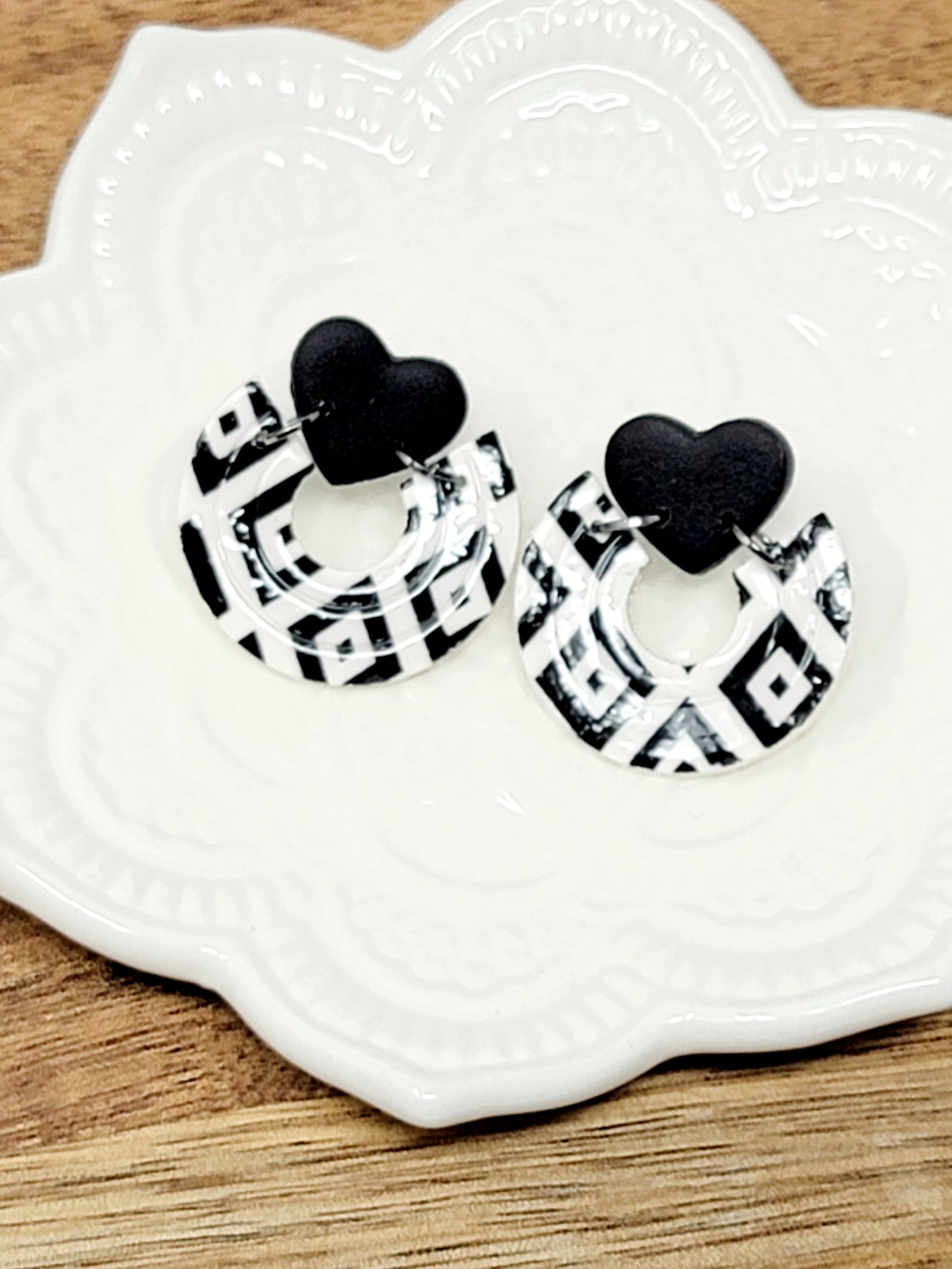 White & black heart dangles