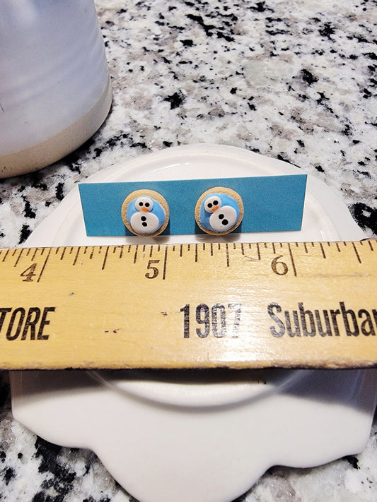 Sugar cookie with snowman studs