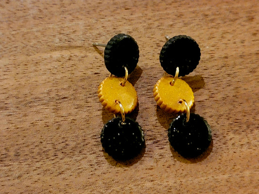 Black& gold circle dangles