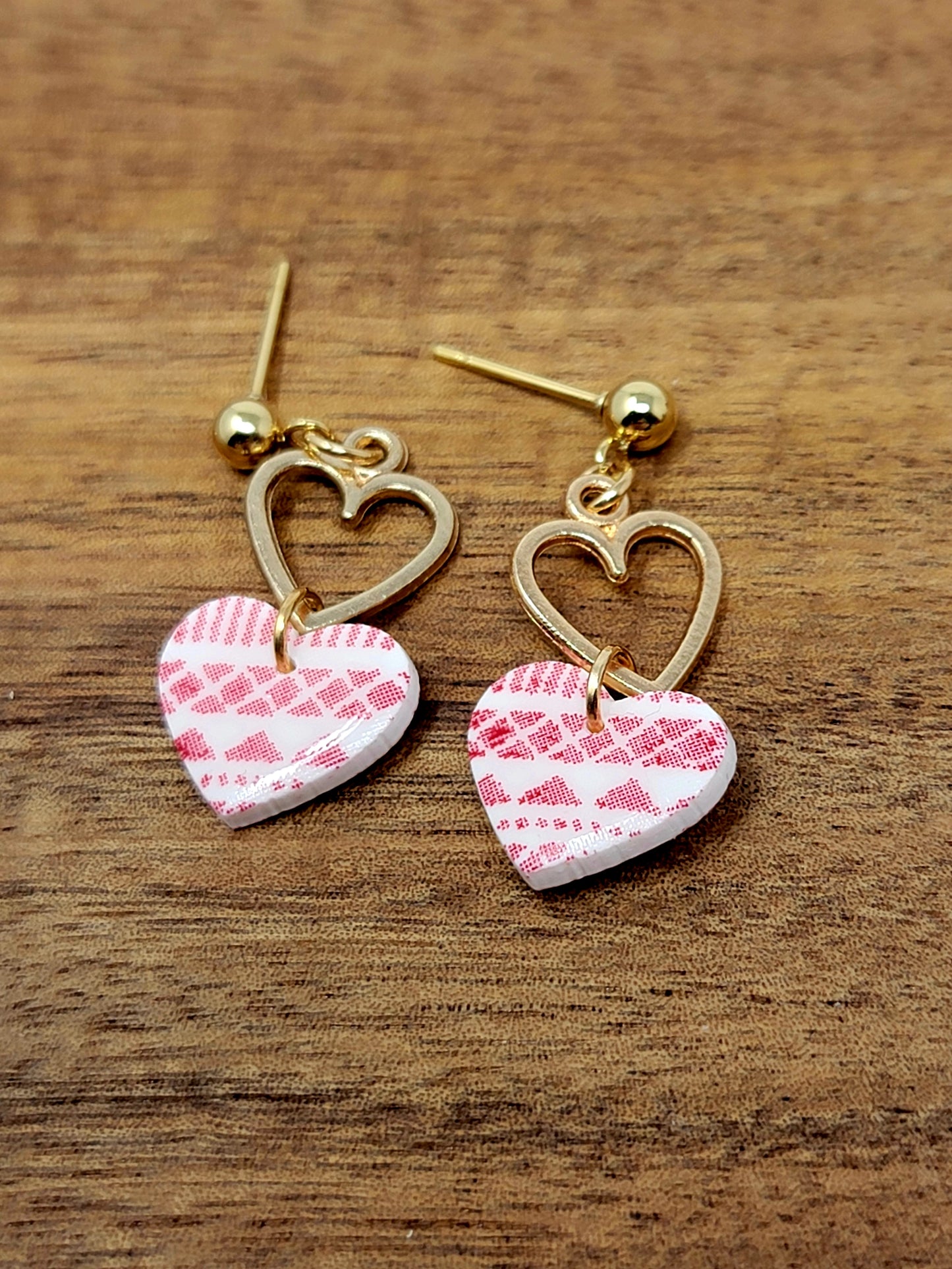 Red, White & gold heart dangles