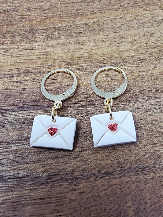 Valentines envelope dangles