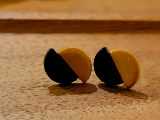 Black& gold studs