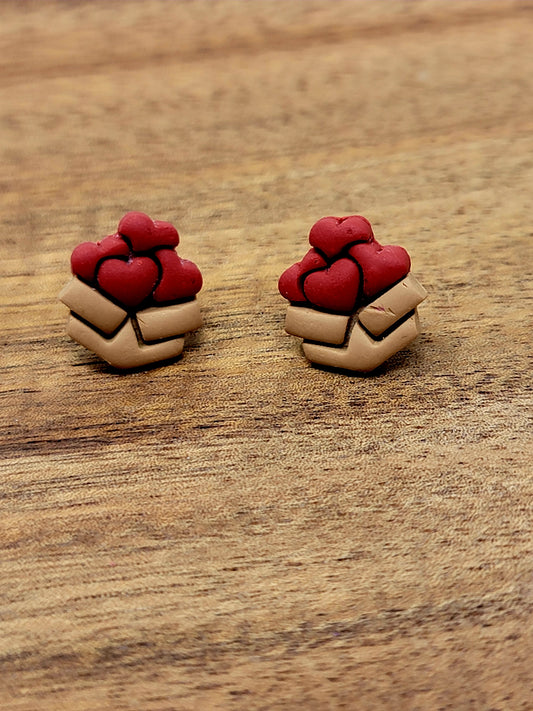Box of hearts studs