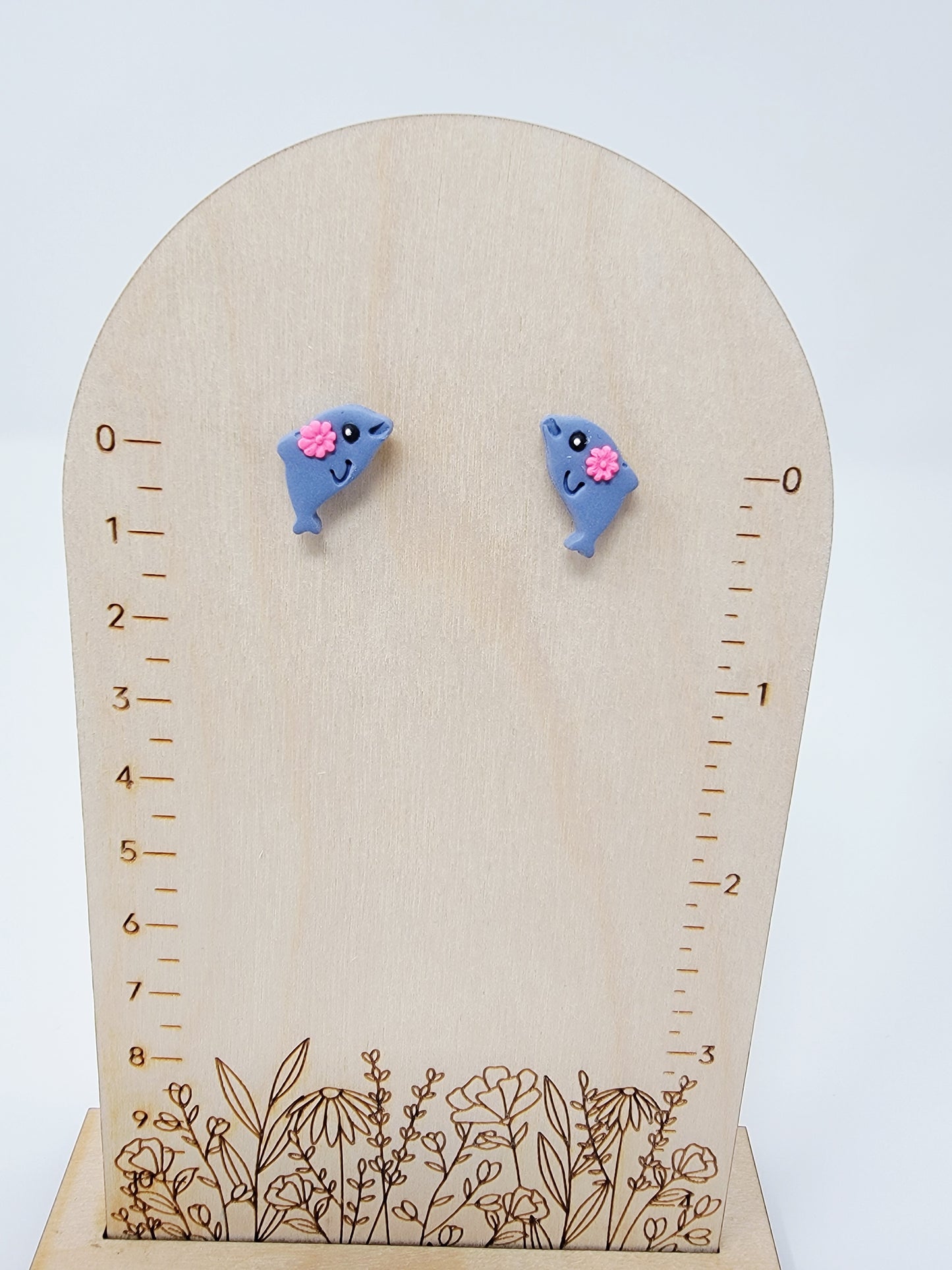 Dolphin studs