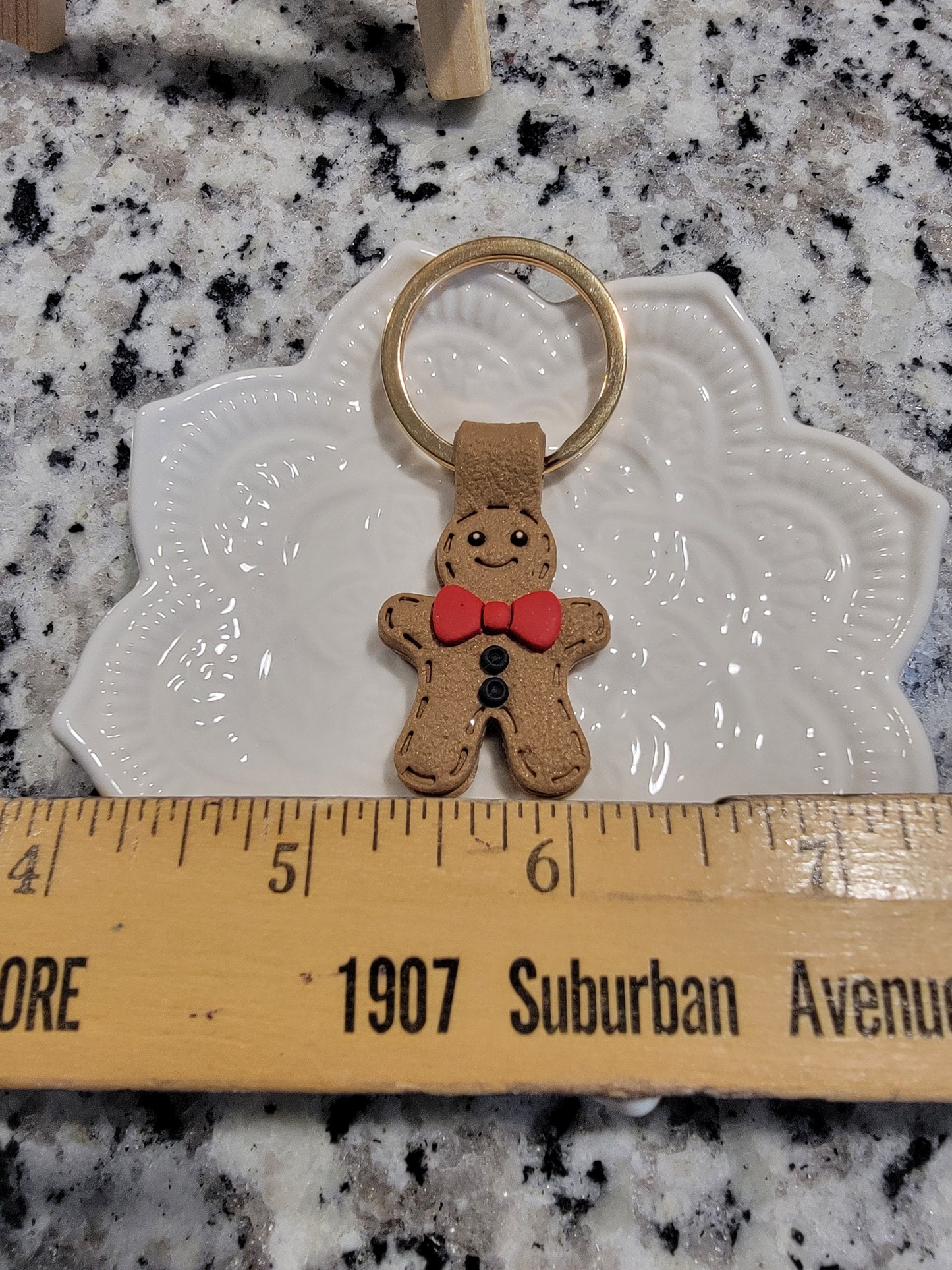 Gingerbread man keychain