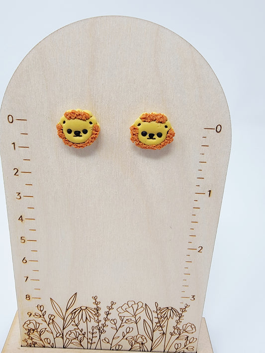 Lion studs